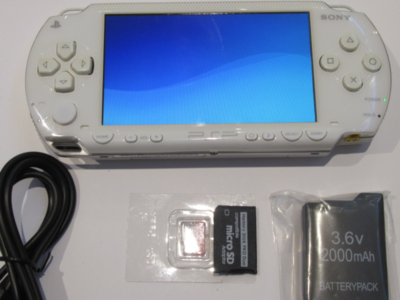 PSP 1000 Cermaic White with Custom Firmware ARK-4, 64GB, USB Charge and Data Cable, Region Free image #3