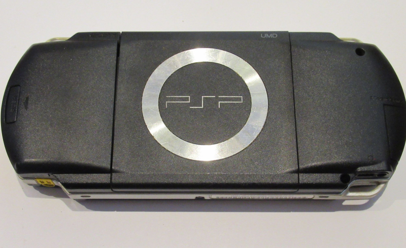 PSP 1000 For Sale Piano Black with Custom Firmware Ark-4, 64GB, USB/data/power cable, region free.  image #7